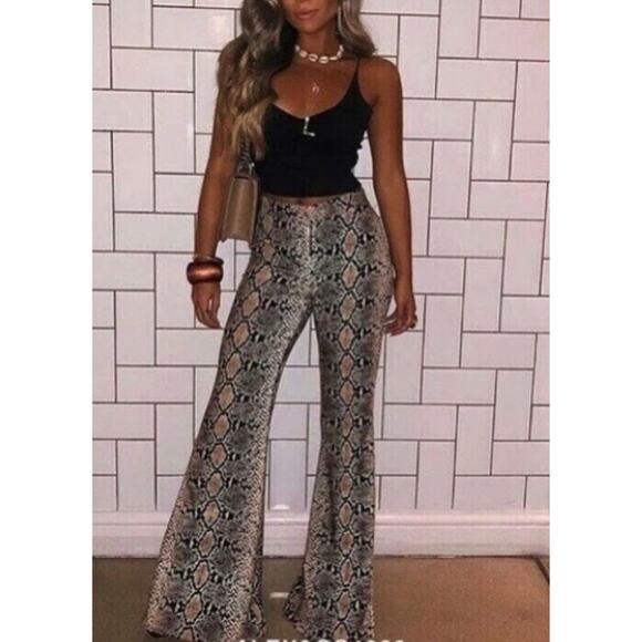 ZARA SNAKESKIN FLARED TROUSERS 100% Viscoe size XS - Picture 1 of 4